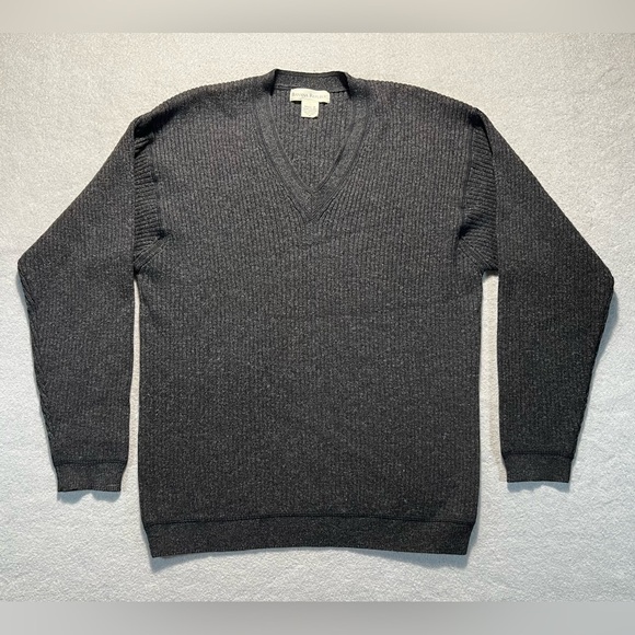 Banana Republic Sweaters - Vintage Banana Republic Women’s 100% Lambswool Sweater Black Medium V-Neck